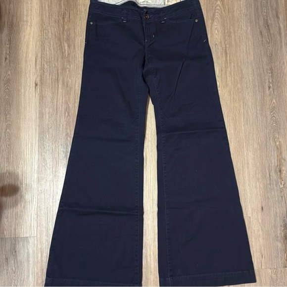 NWOT Vintage GAP Limited Edition Low Rise Navy Blue Wide-Leg Flare Jeans Size 6 - Picture 1 of 5